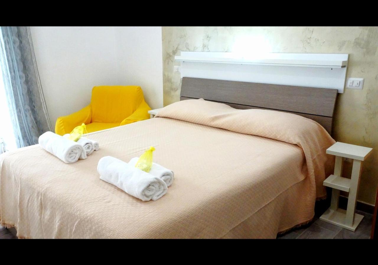 Bed & Breakfast A Capua Adiacente Al Duomo - Il Vicolo ภายนอก รูปภาพ