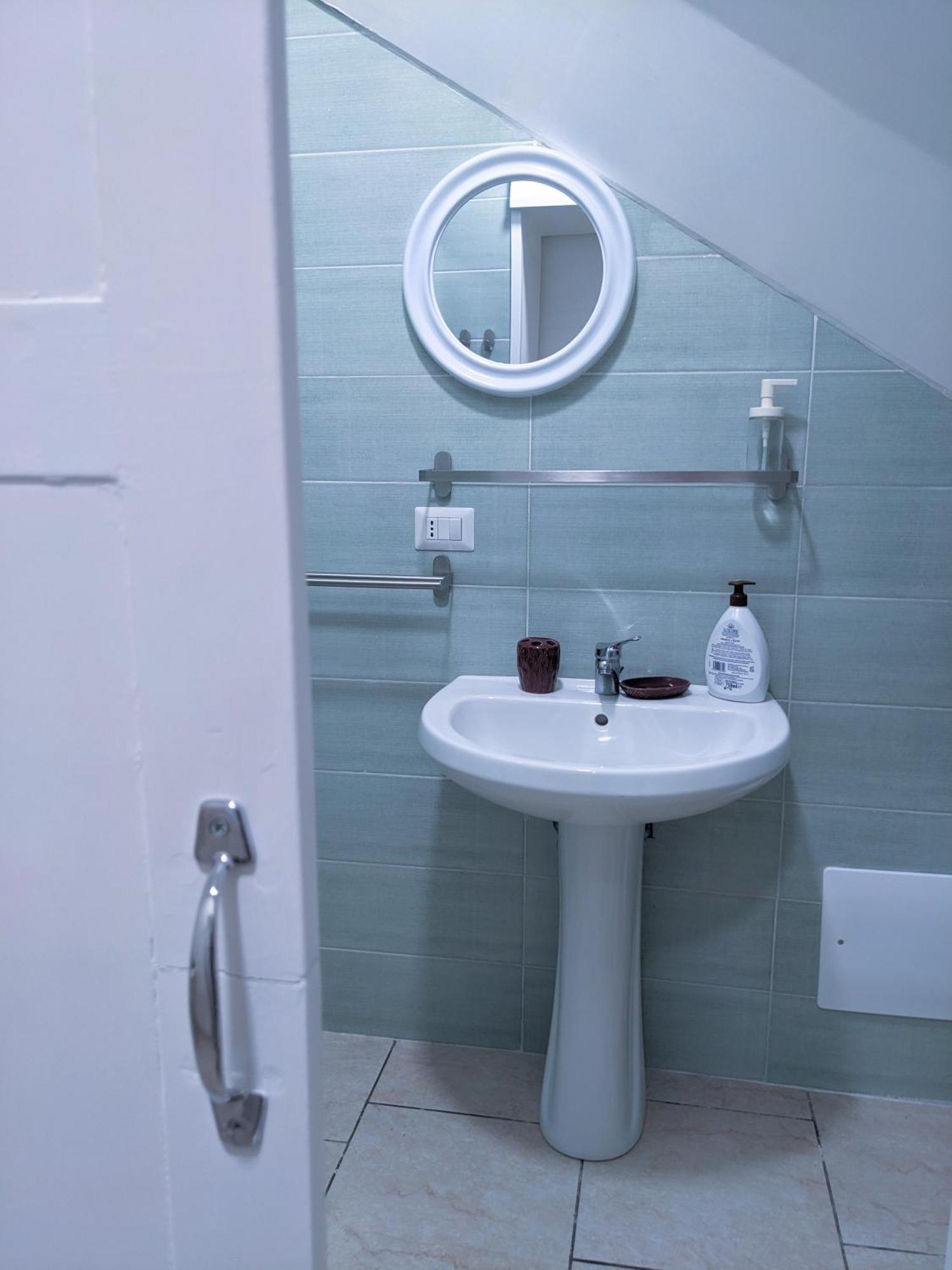 Bed & Breakfast A Capua Adiacente Al Duomo - Il Vicolo ภายนอก รูปภาพ