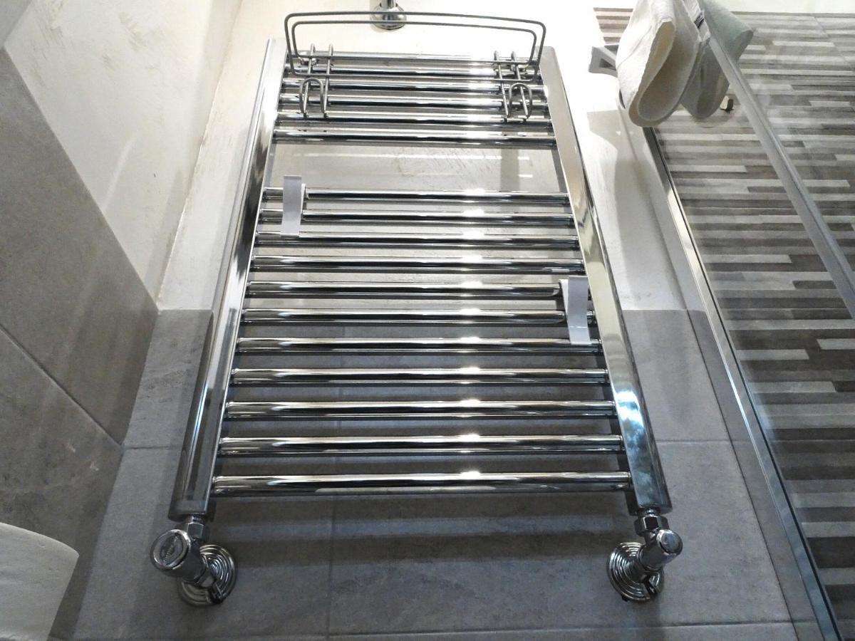 Bed & Breakfast A Capua Adiacente Al Duomo - Il Vicolo ภายนอก รูปภาพ