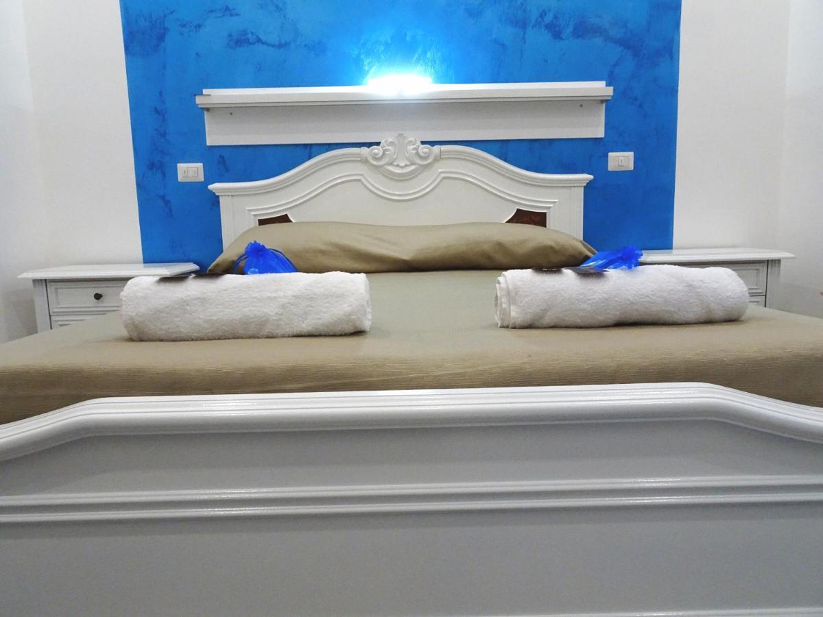 Bed & Breakfast A Capua Adiacente Al Duomo - Il Vicolo ภายนอก รูปภาพ
