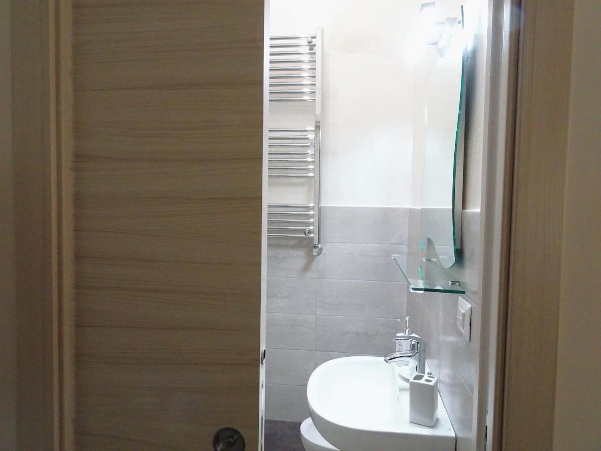 Bed & Breakfast A Capua Adiacente Al Duomo - Il Vicolo ภายนอก รูปภาพ