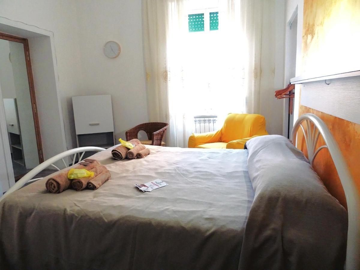 Bed & Breakfast A Capua Adiacente Al Duomo - Il Vicolo ภายนอก รูปภาพ