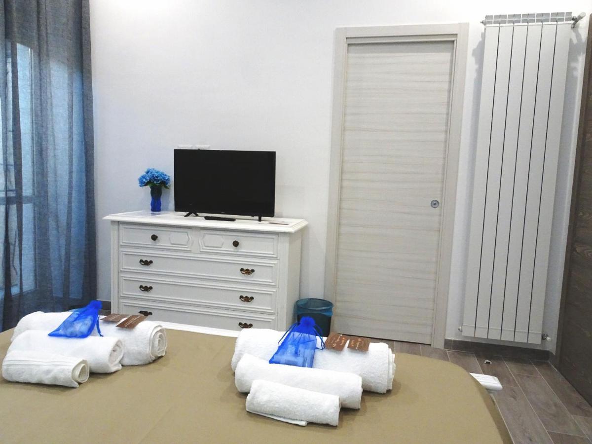 Bed & Breakfast A Capua Adiacente Al Duomo - Il Vicolo ภายนอก รูปภาพ