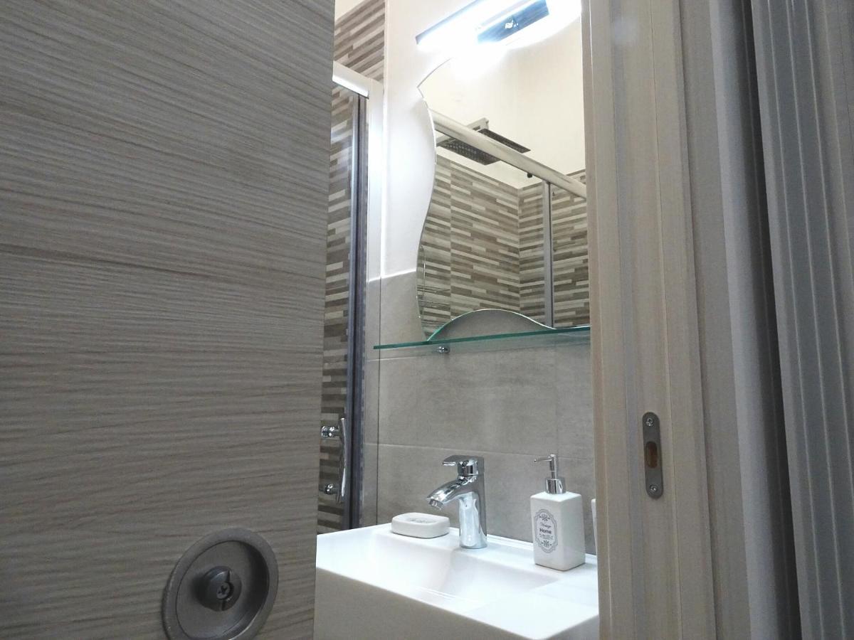 Bed & Breakfast A Capua Adiacente Al Duomo - Il Vicolo ภายนอก รูปภาพ