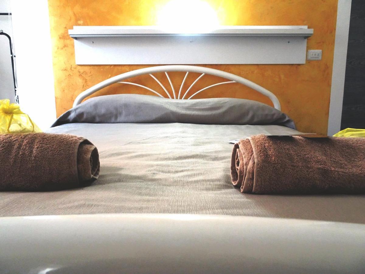Bed & Breakfast A Capua Adiacente Al Duomo - Il Vicolo ภายนอก รูปภาพ
